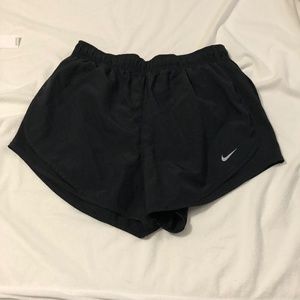 Nike running ahorts